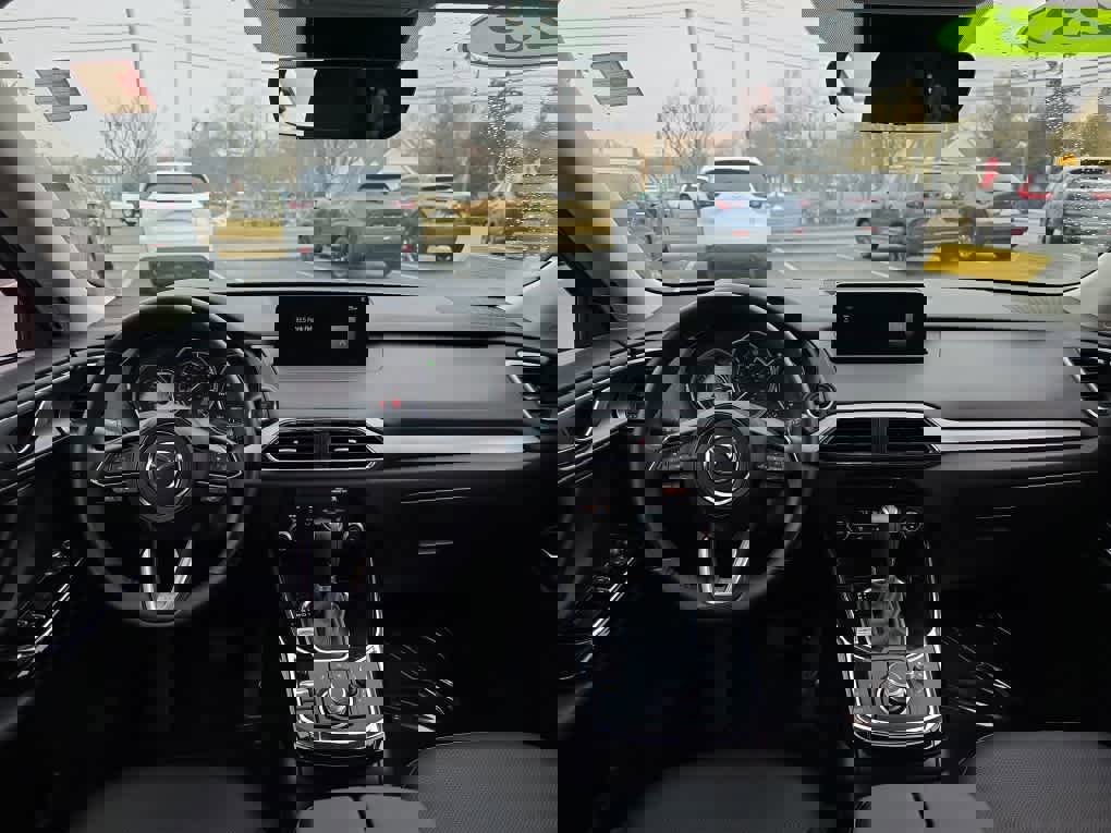 Used 2023 MAZDA CX-9 Touring Plus image 16