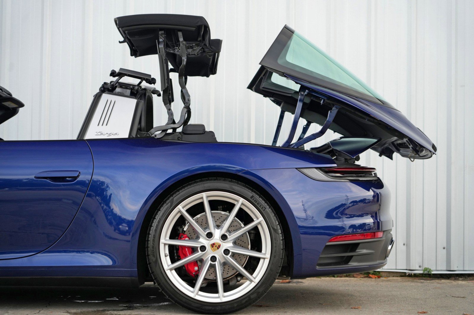 Used 2022 Porsche 911 Targa 4S w/ Premium Package AWD/4WD image 59