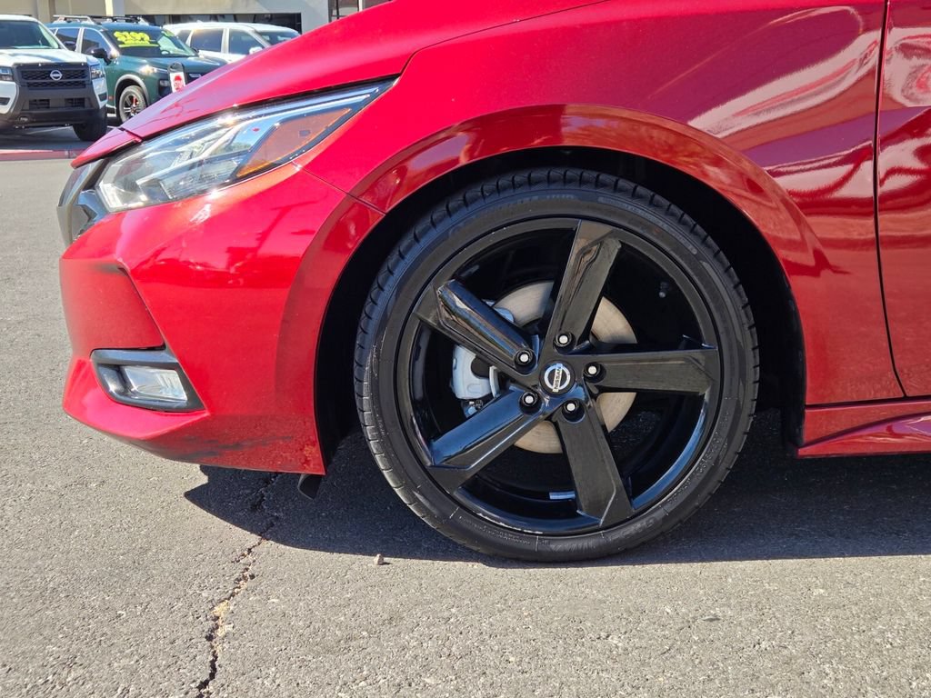 Used 2021 Nissan Sentra SR w/ Electronics Package FWD image 9