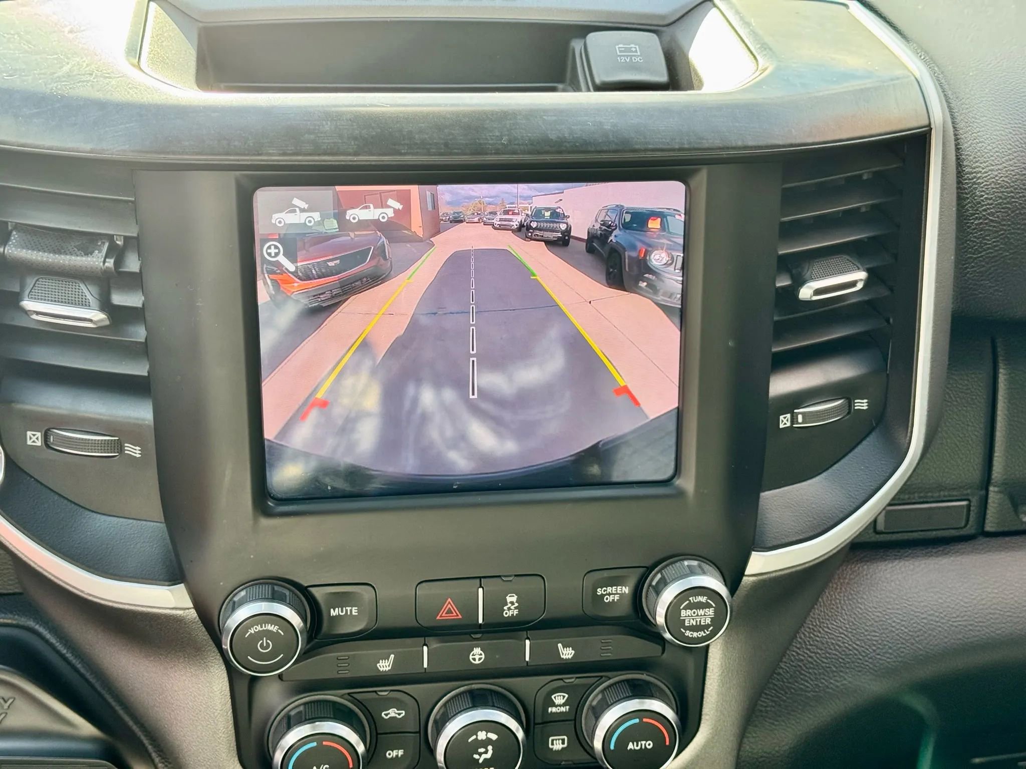 Used 2020 RAM 2500 Big Horn w/ Level 2 Equipment Group image 12