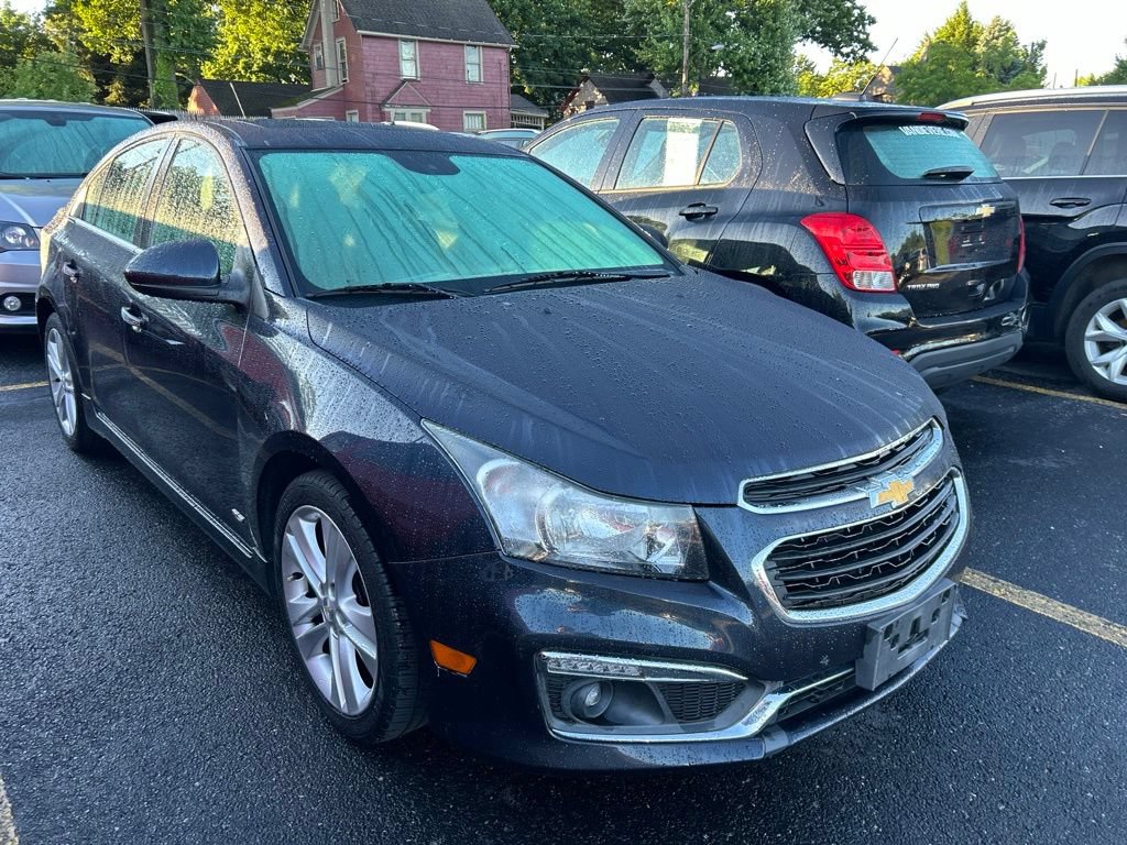 Used 2015 Chevrolet Cruze LTZ w/ Sun, Sound and Sport Package FWD image 5