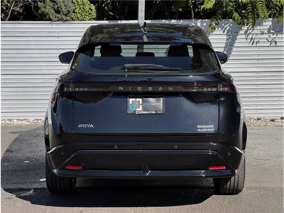 Used 2024 Nissan Ariya AWD image 11