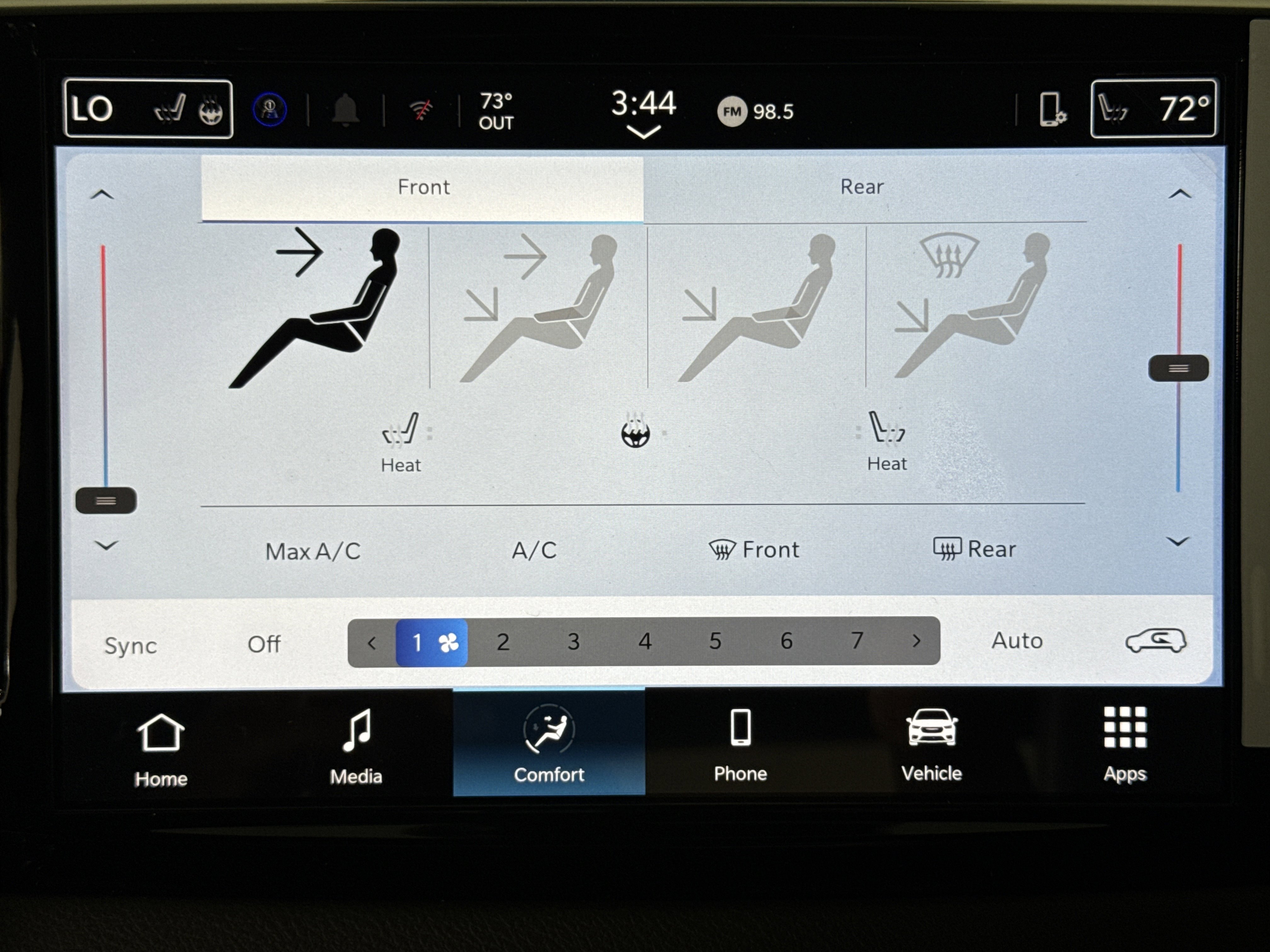 New 2026 Chrysler Voyager LX image 22