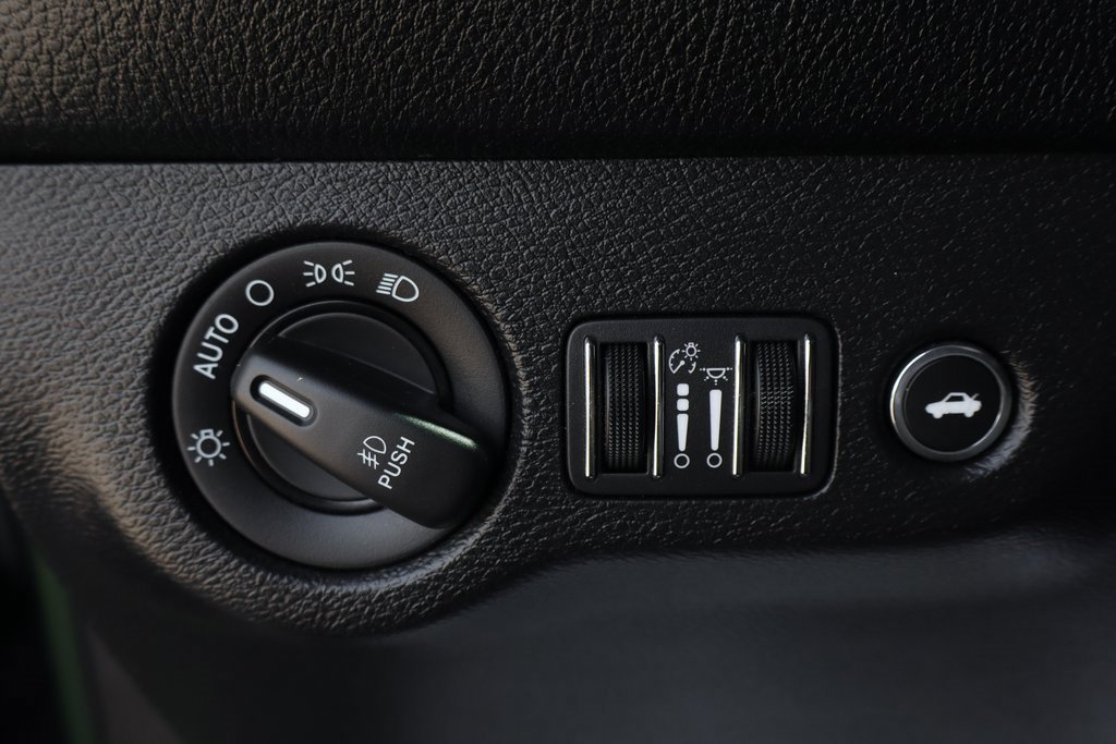 Used 2019 Dodge Challenger R/T Scat Pack image 18