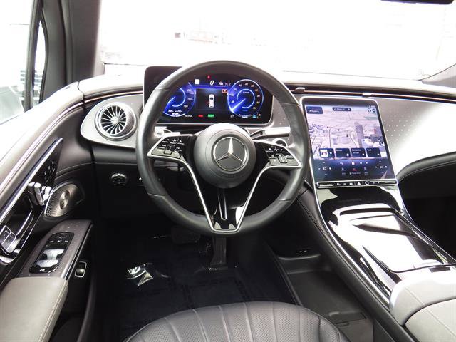 Certified 2023 Mercedes-Benz EQS 450+ 4MATIC SUV w/ Pinnacle Trim Package image 9