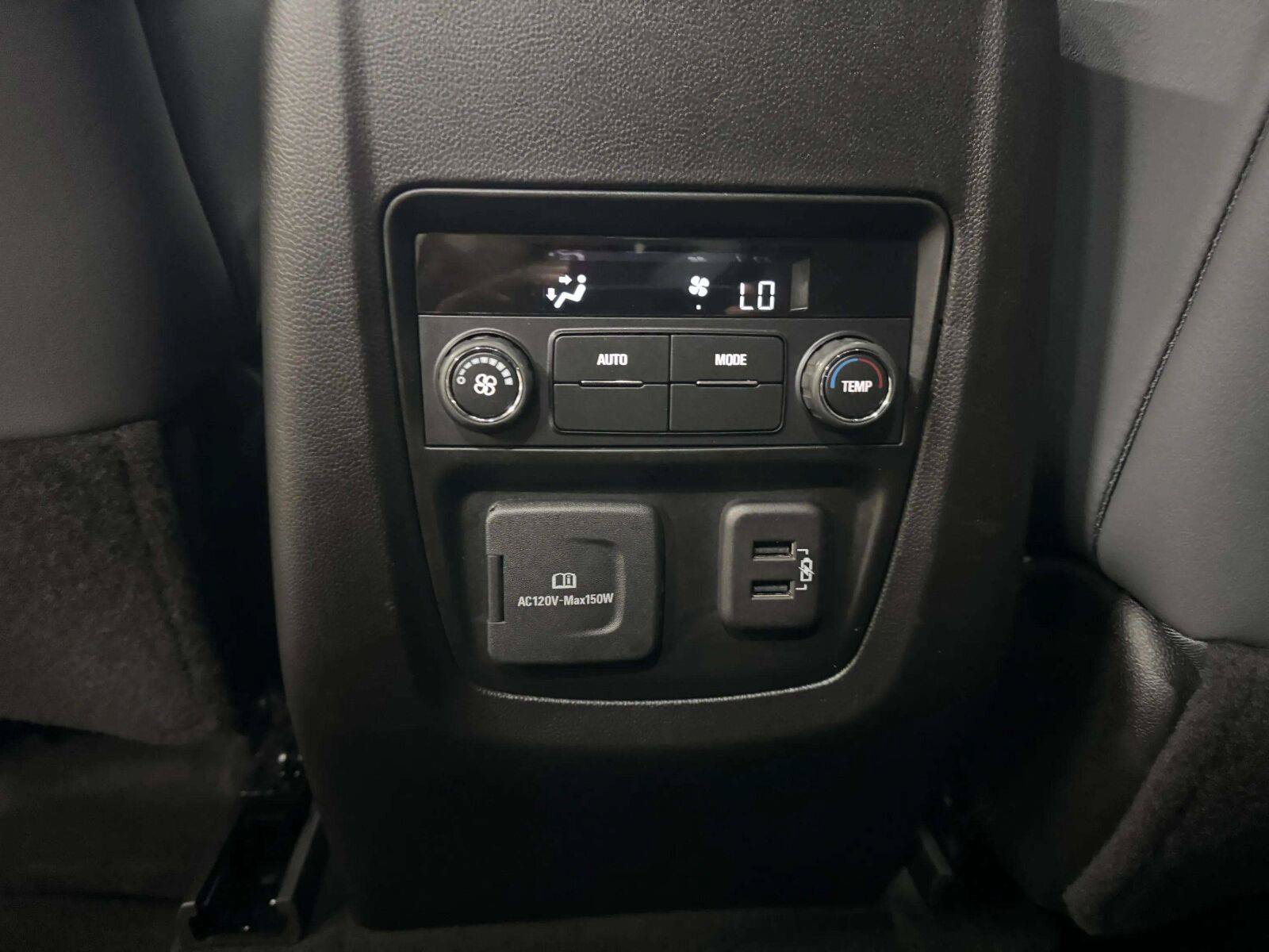 Used 2023 Buick Enclave Essence w/ Experience Buick Package AWD/4WD image 45