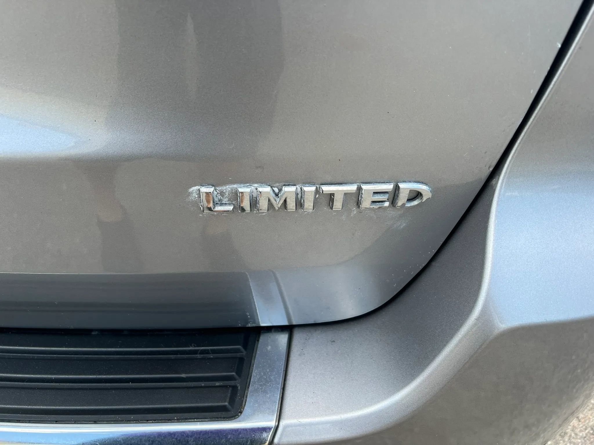 Used 2015 Jeep Grand Cherokee Limited w/ Trailer Tow Group IV RWD image 6