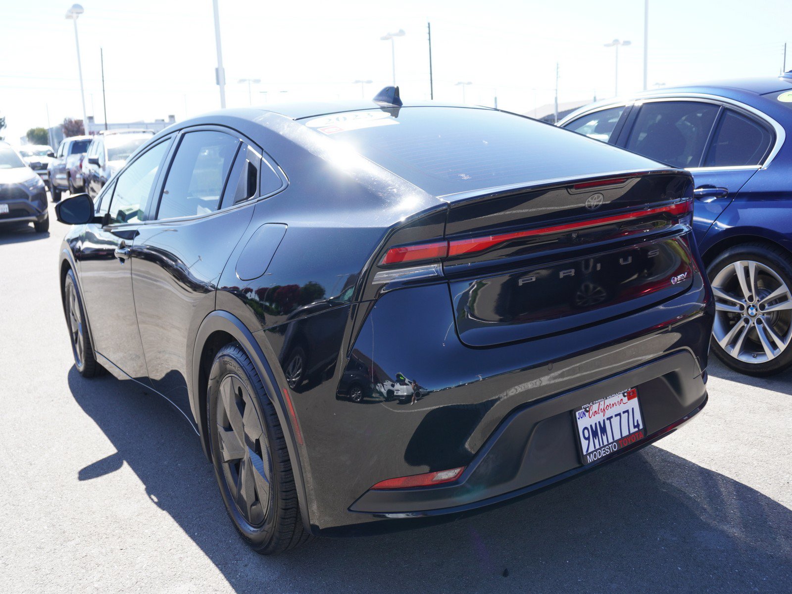 Used 2023 Toyota Prius LE FWD image 8