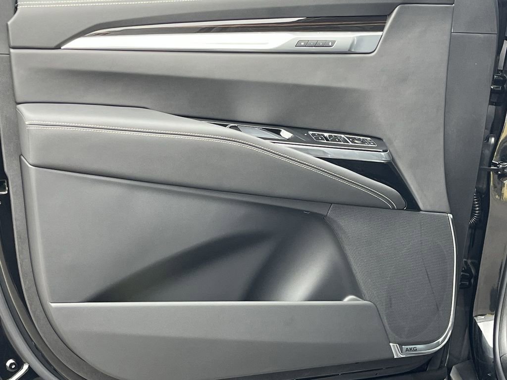 New 2026 Cadillac Escalade Luxury image 15
