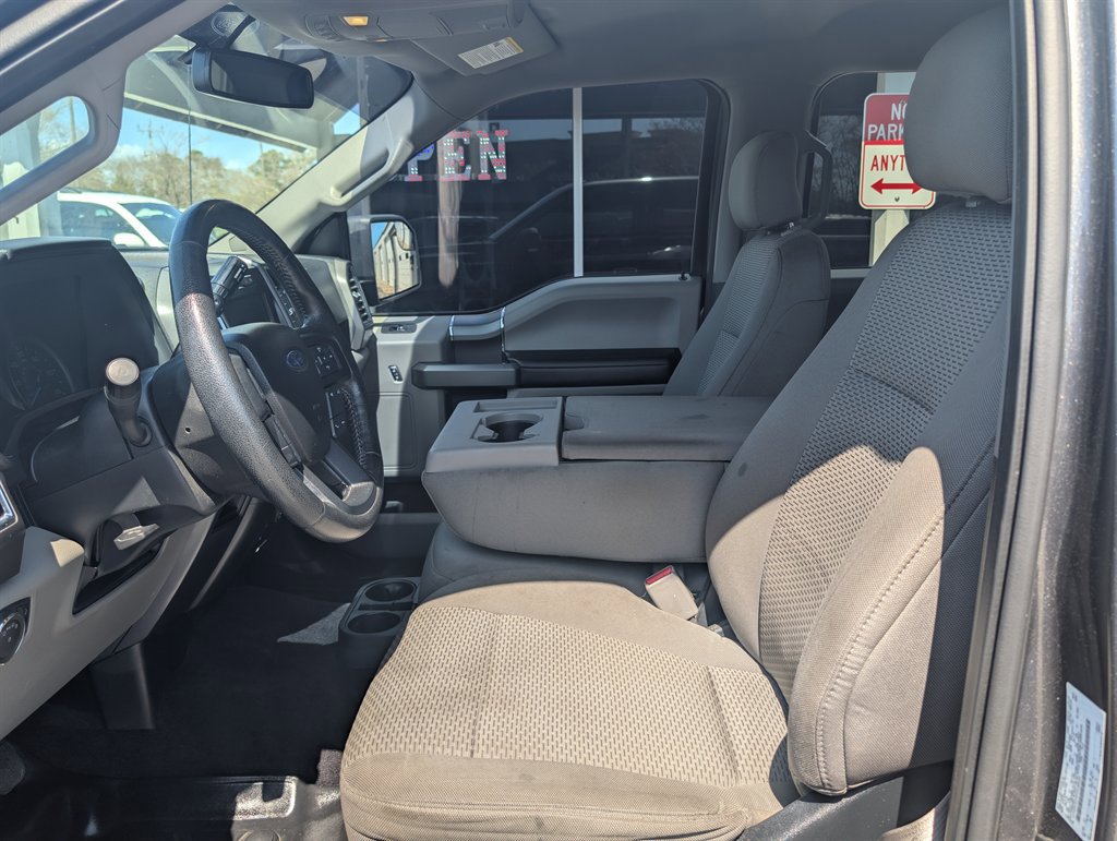 Used 2015 Ford F150 XLT w/ Equipment Group 302A Luxury AWD/4WD image 11