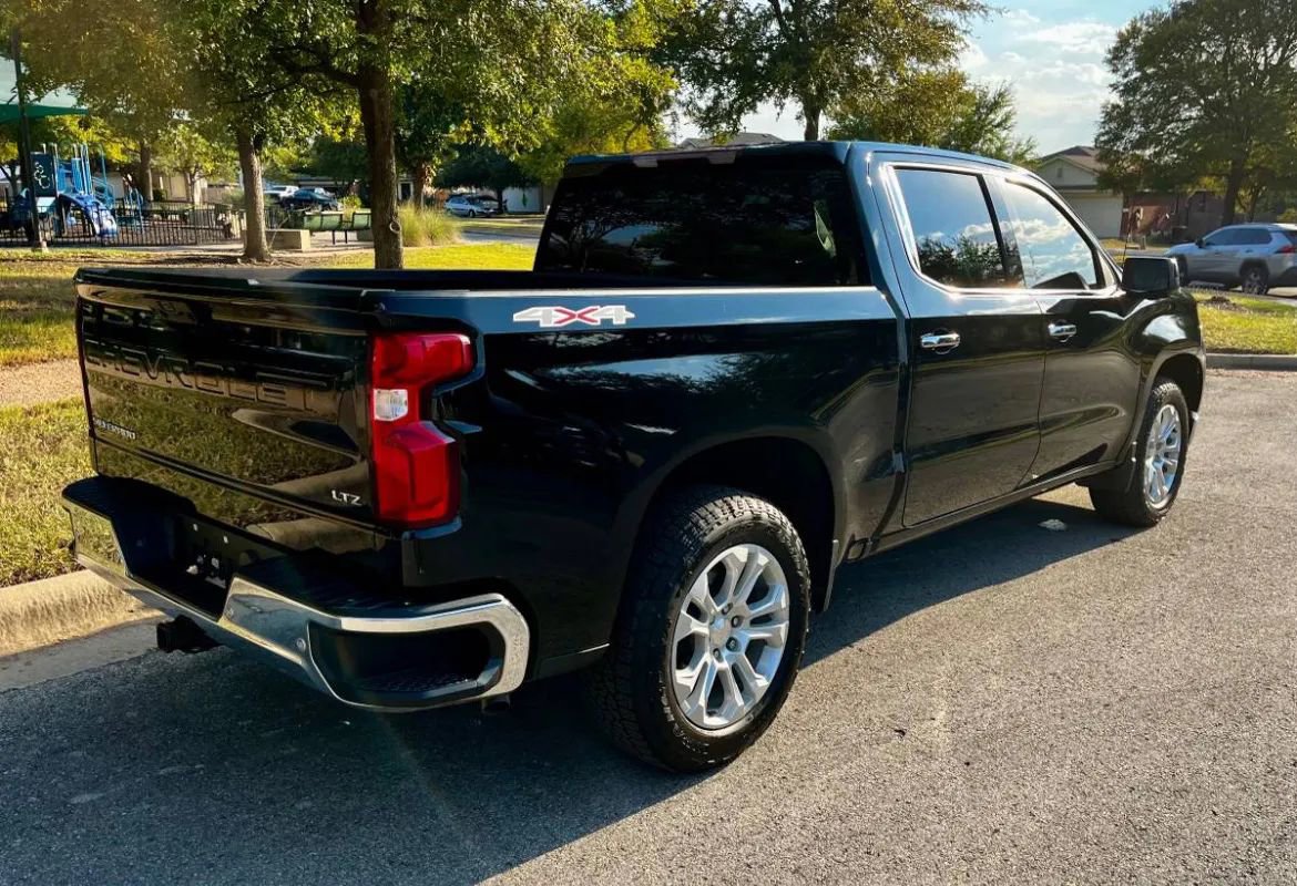 Used 2022 Chevrolet Silverado 1500 LTZ image 4