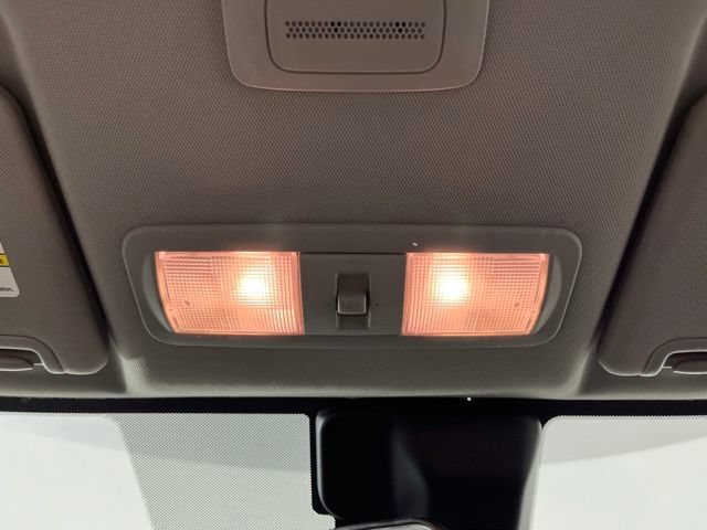 Used 2022 Nissan Frontier SV RWD image 33