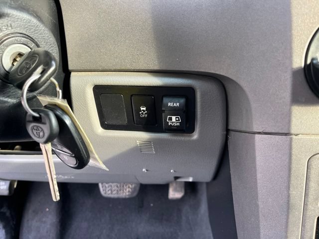 Used 2013 Toyota Tundra 2WD Double Cab w/ SR5 Pkg image 21