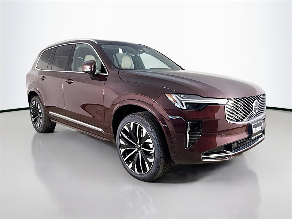 New 2025 Volvo XC90 B5 Plus w/ Protection Package image 1