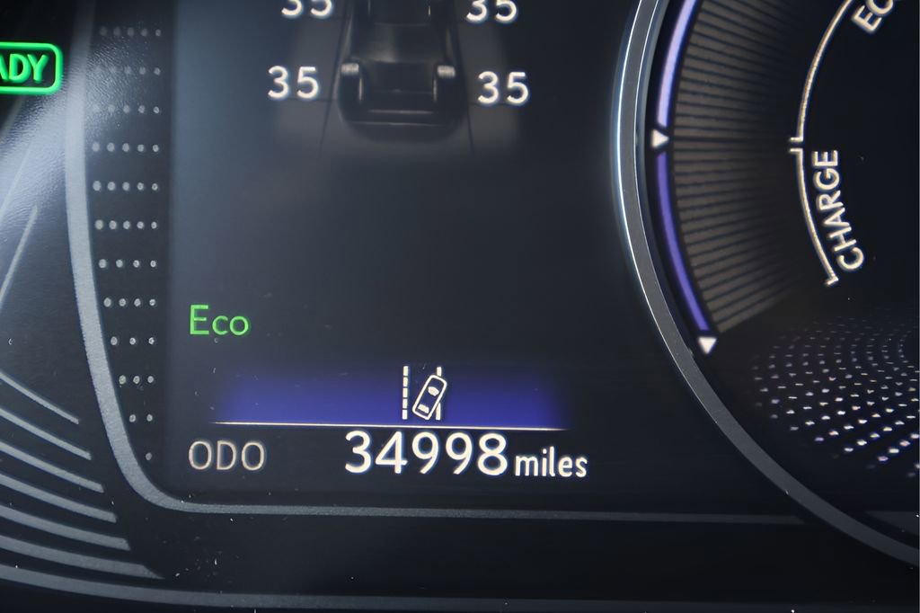 Used 2023 Lexus UX 250h FWD w/ Accessory Package (Z2) image 21
