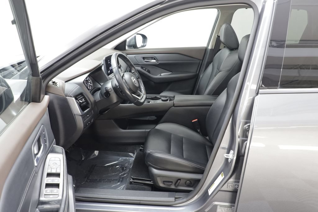 Used 2023 Nissan Rogue SL w/ SL Premium Package AWD/4WD image 6