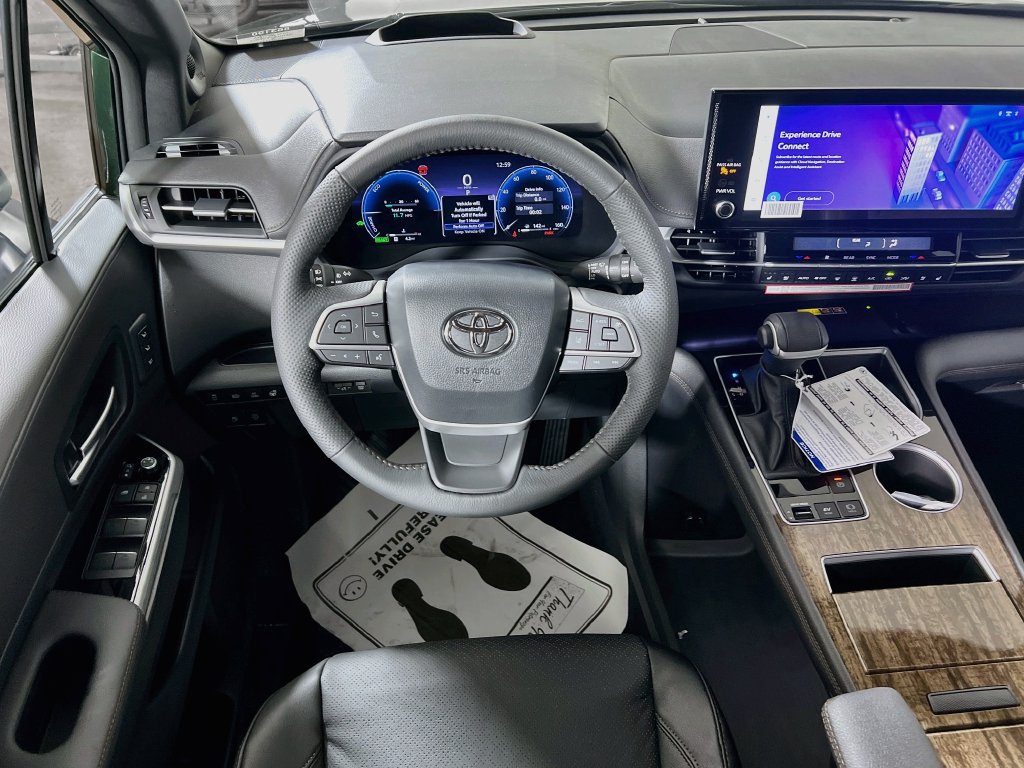 New 2026 Toyota Sienna Platinum AWD/4WD image 17