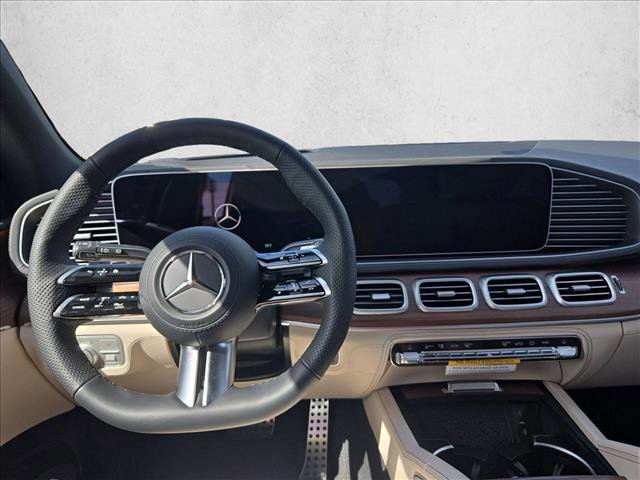New 2026 Mercedes-Benz GLS 580 4MATIC image 13