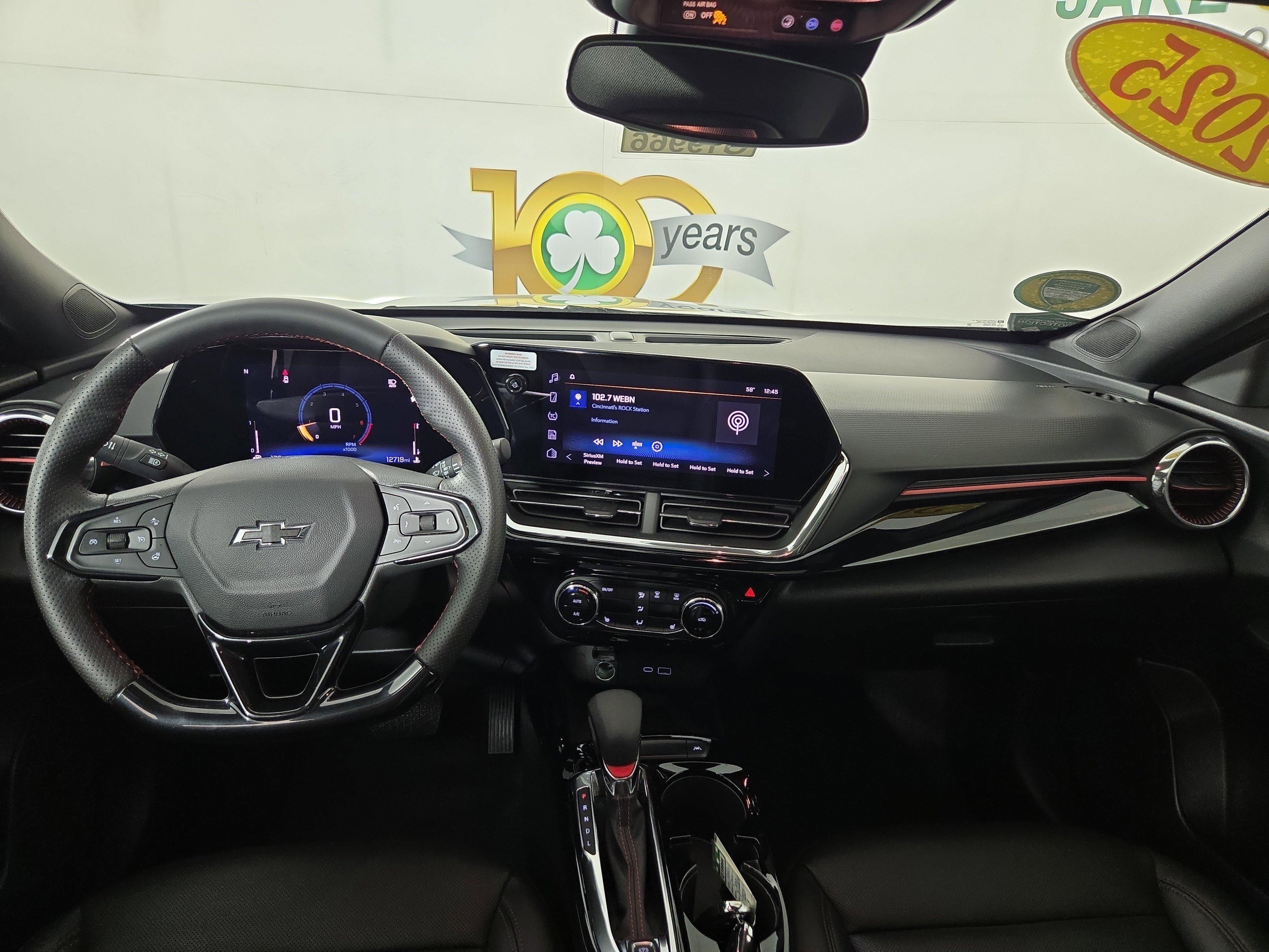 Certified 2025 Chevrolet Trax RS w/ Sunroof Package image 13