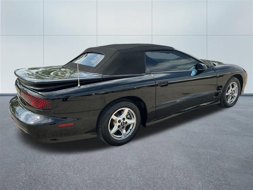 Used 1998 Pontiac Firebird Trans Am RWD image 5