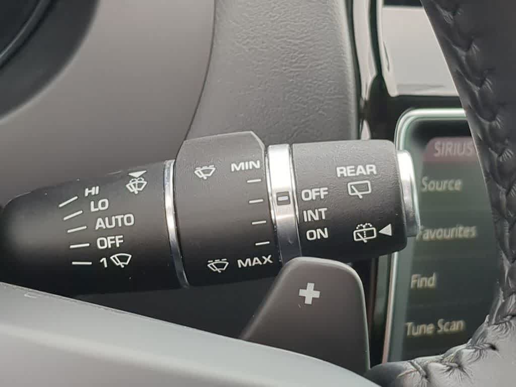 Used 2020 Jaguar F-PACE Premium AWD/4WD image 24