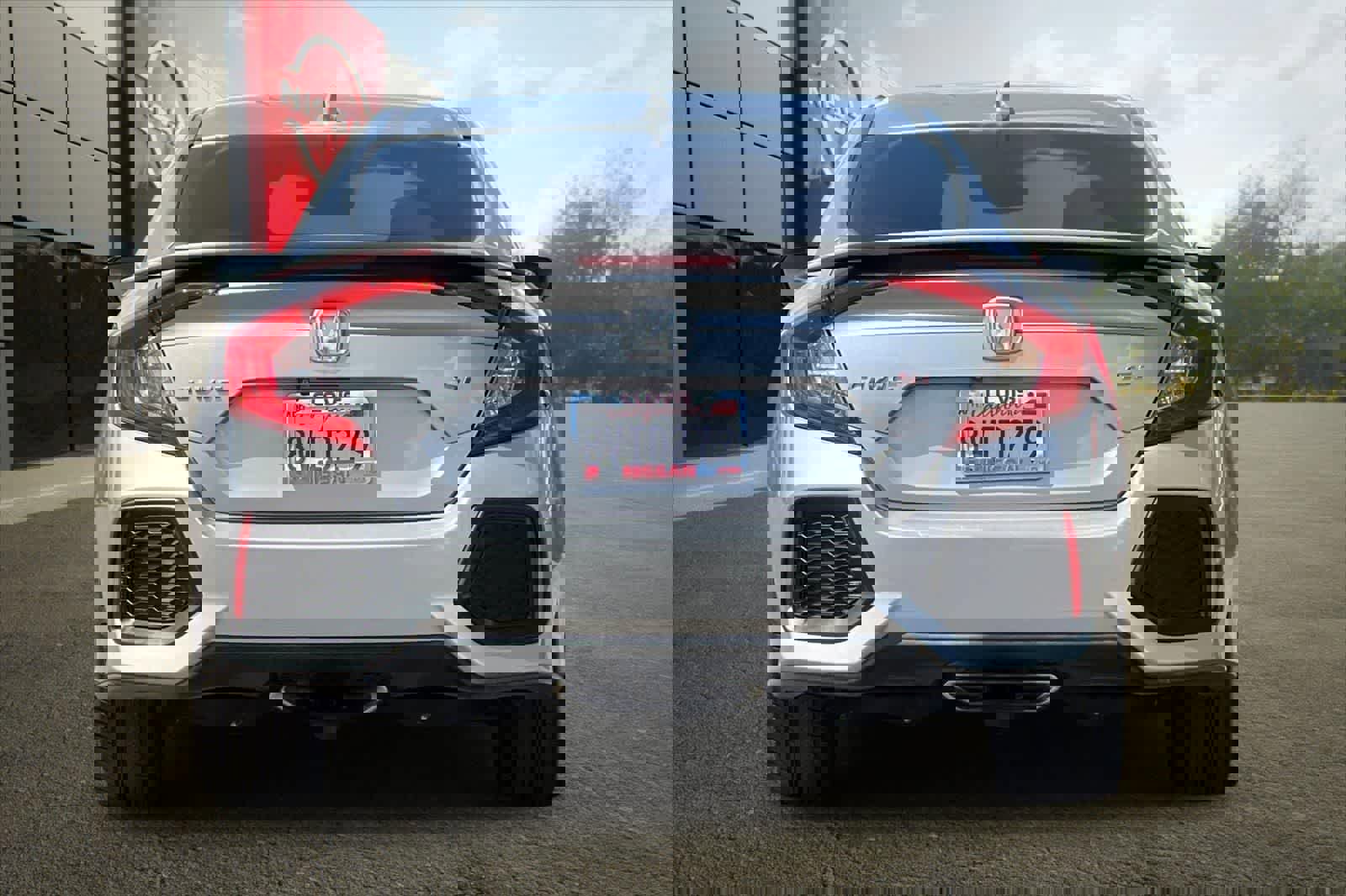 Used 2018 Honda Civic Si image 8