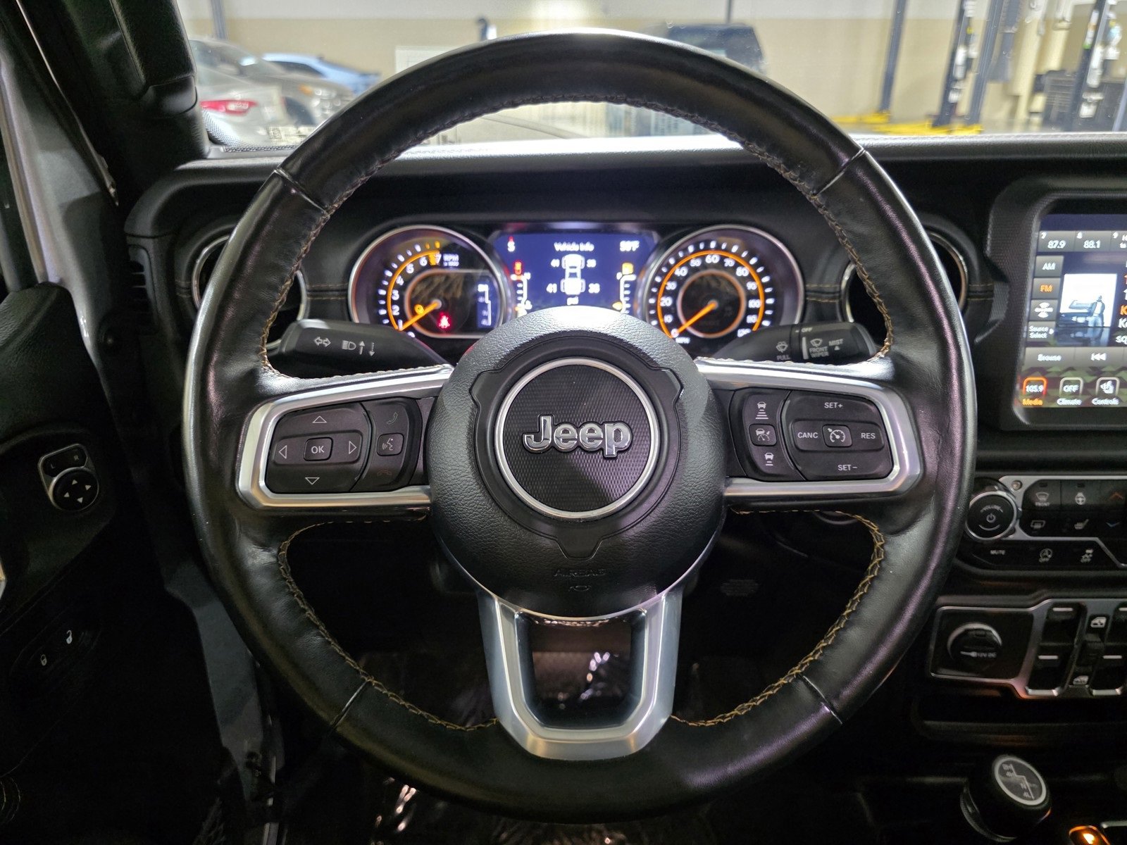 Used 2021 Jeep Gladiator Overland image 28