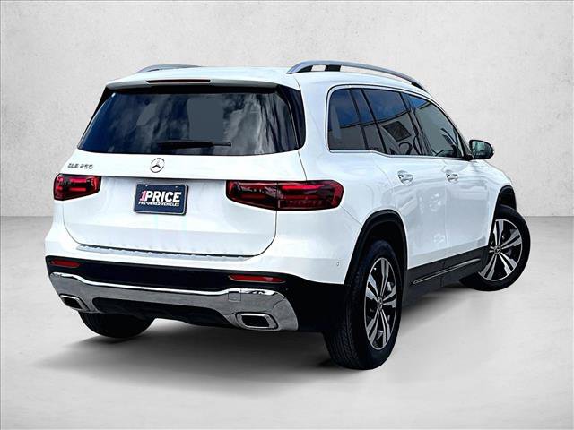Used 2025 Mercedes-Benz GLB 250 image 2