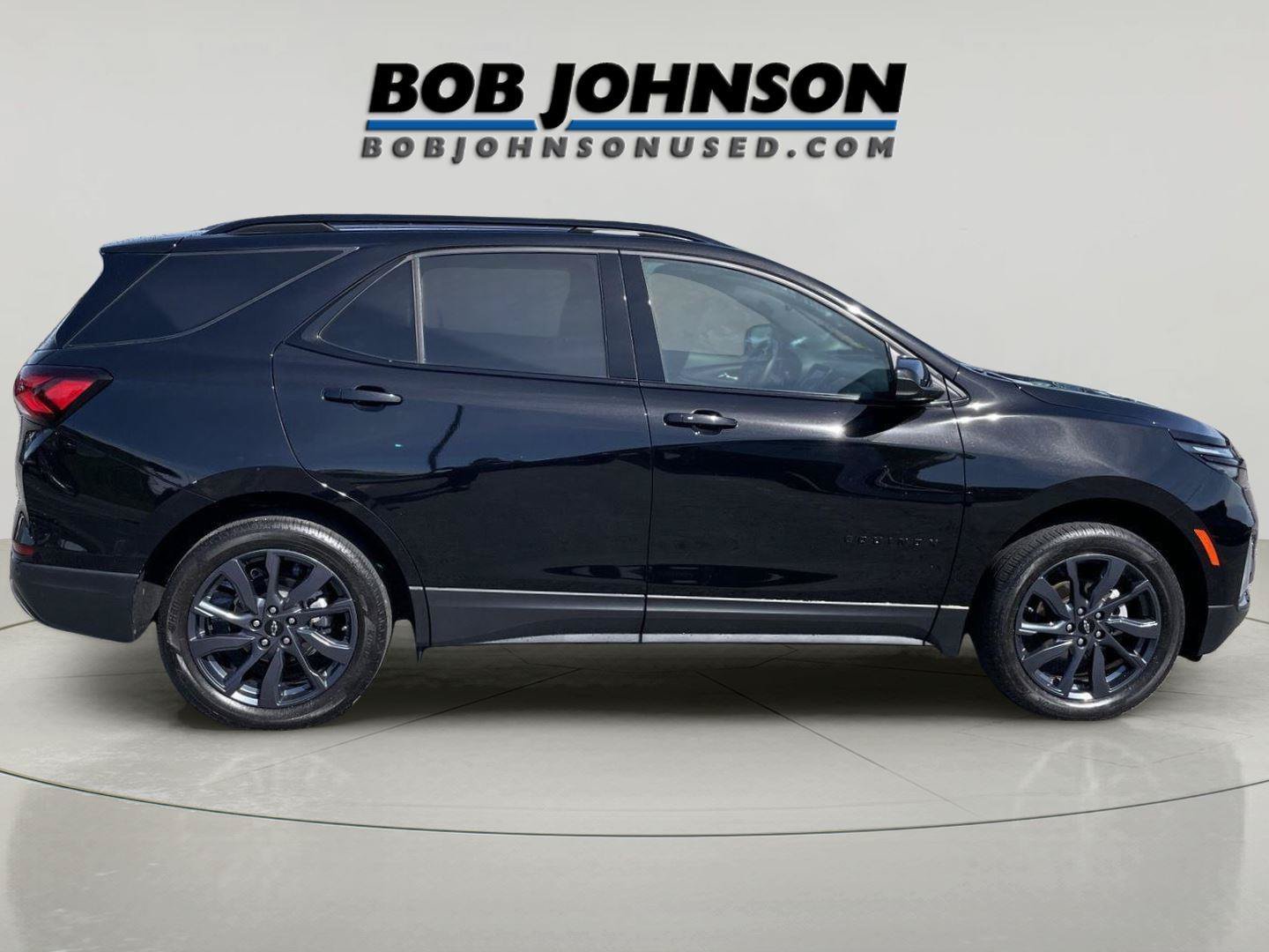 Used 2024 Chevrolet Equinox RS w/ LPO, Floor Liner Package AWD/4WD image 2