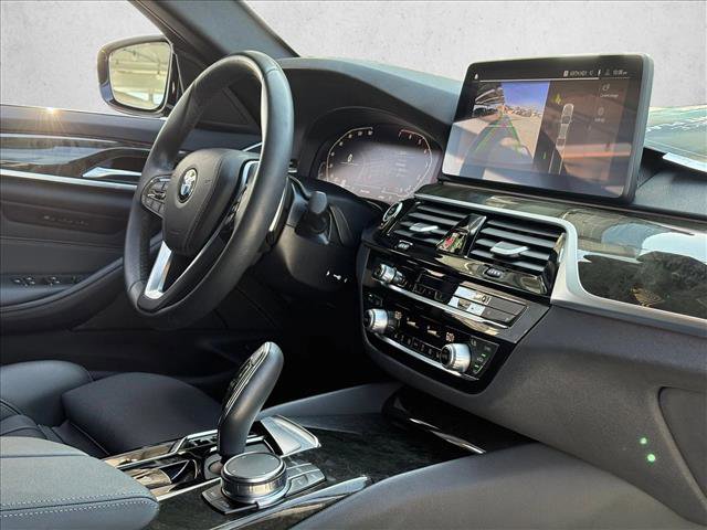 Used 2023 BMW 530i image 22