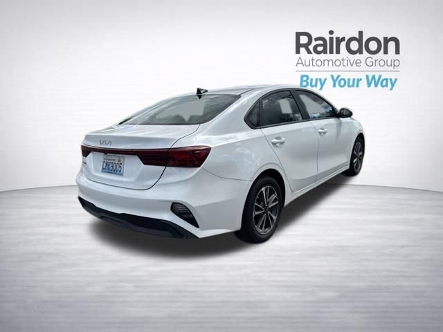 Used 2024 Kia Forte LXS FWD image 7