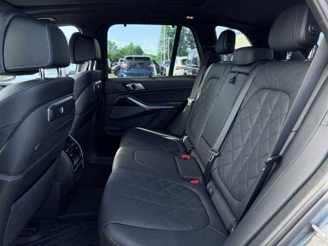 Certified 2025 BMW X5 M60i AWD/4WD image 24