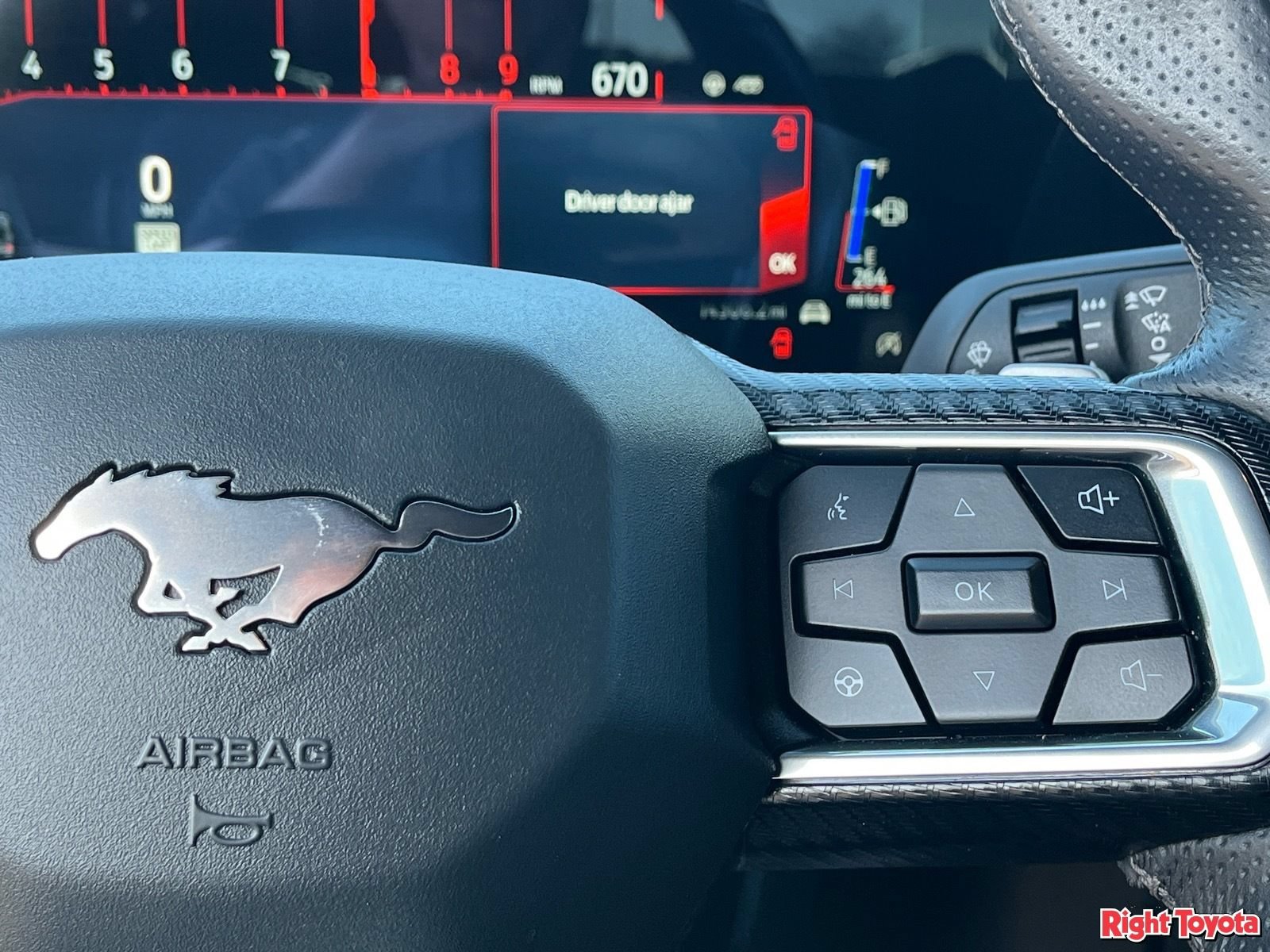 Used 2025 Ford Mustang GT Premium RWD image 23