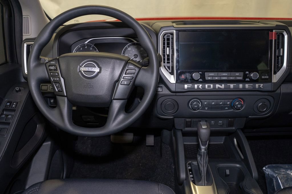 New 2026 Nissan Frontier SV image 7