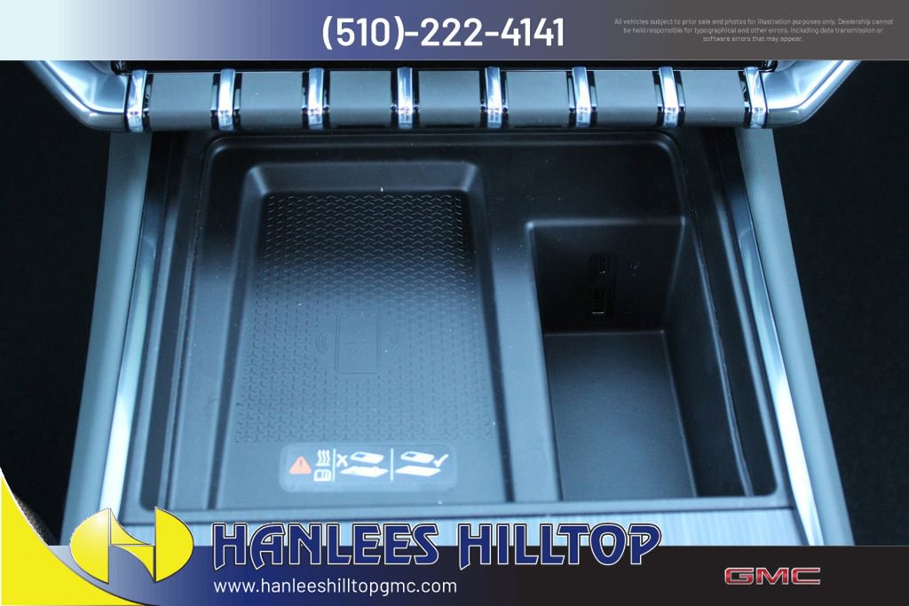 New 2026 GMC Acadia AT4 w/ Luxury Package image 22