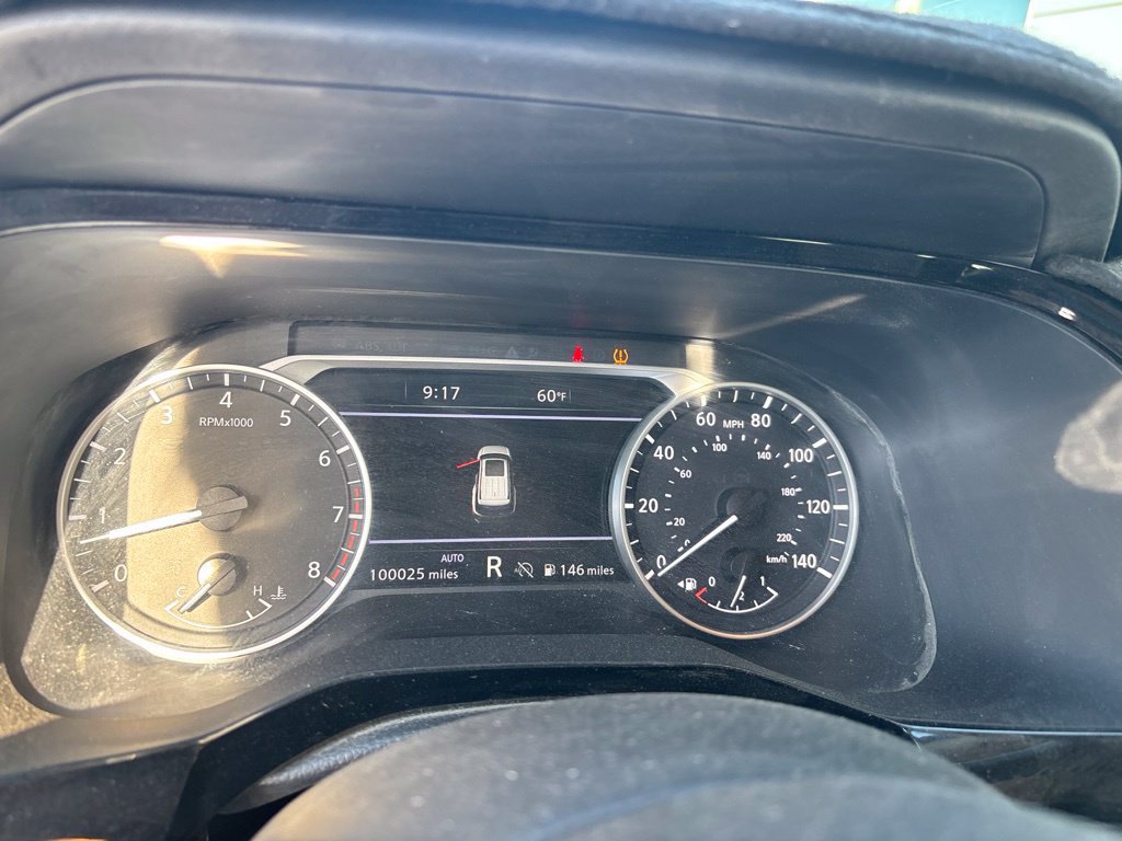 Used 2023 Nissan Pathfinder Platinum AWD/4WD image 10