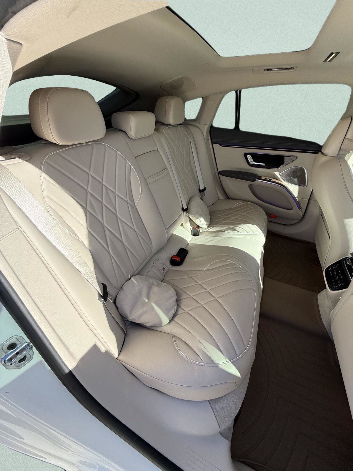 Used 2022 Mercedes-Benz EQS 450+ Sedan image 18