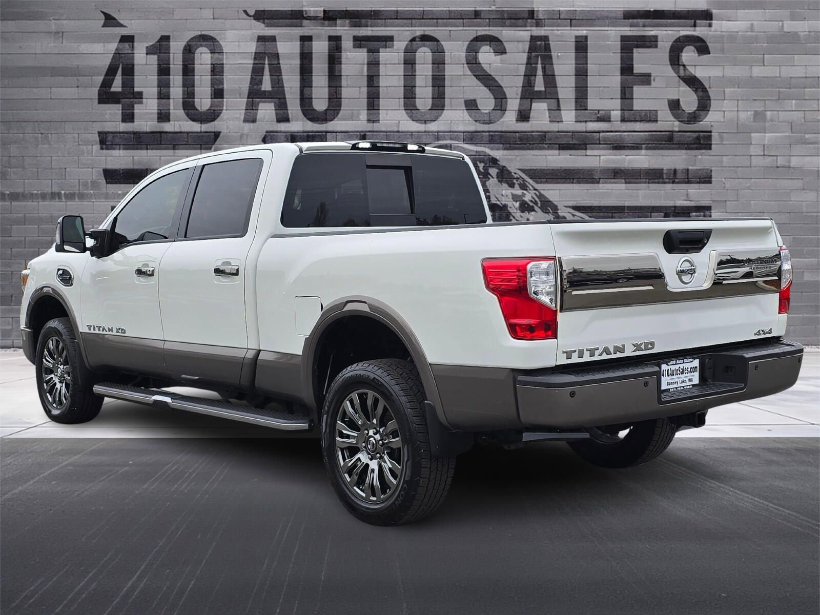Used 2019 Nissan Titan Platinum Reserve w/ Platinum Utility Package AWD/4WD image 8
