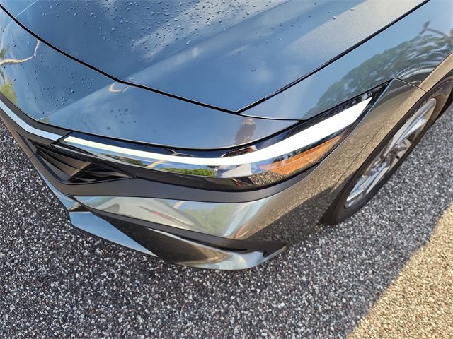 New 2025 Hyundai Elantra Blue image 5