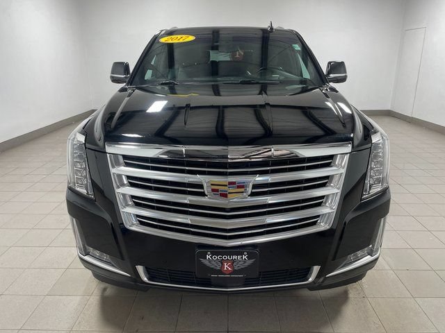 Used 2017 Cadillac Escalade ESV Platinum AWD/4WD image 2