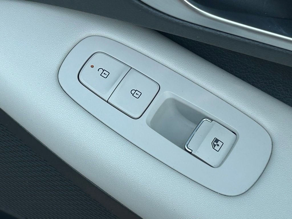 Used 2025 Hyundai Sonata SEL image 33
