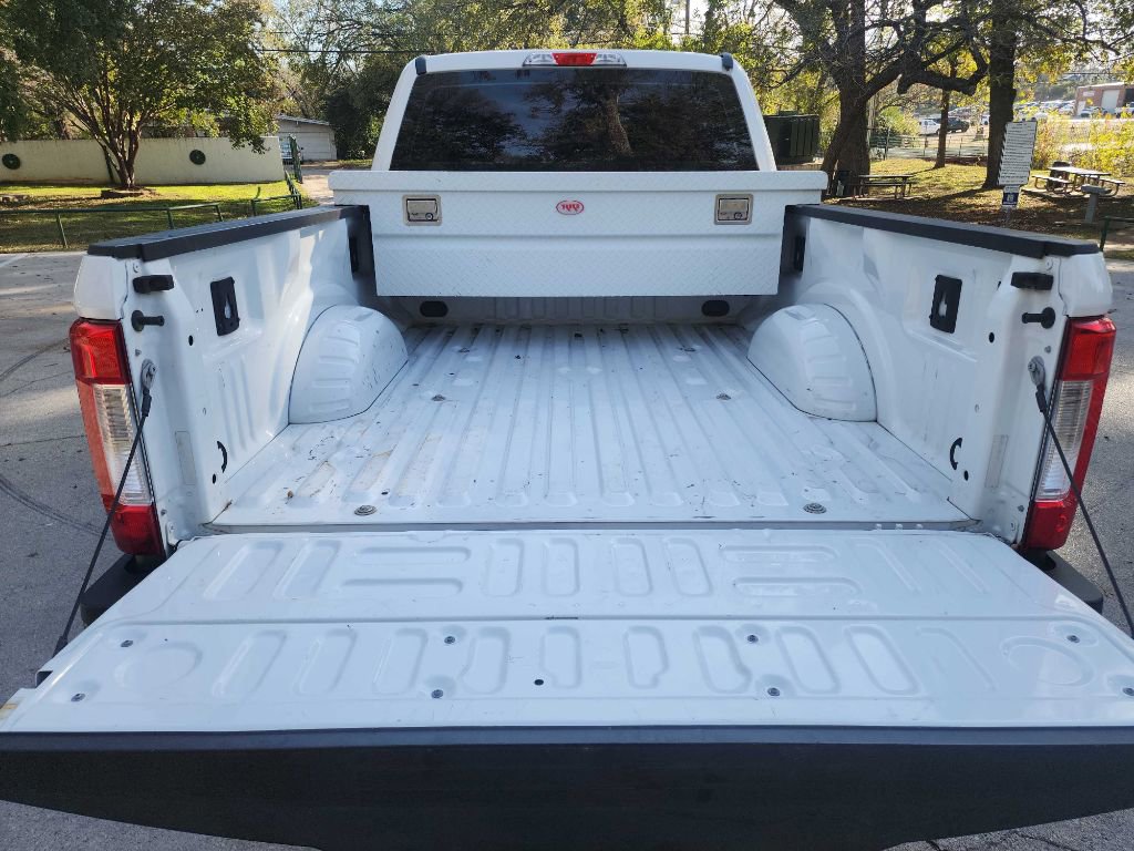 Used 2017 Ford F250 XL w/ Power Equipment Group image 8