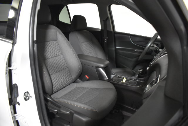 Used 2019 Chevrolet Equinox LT AWD/4WD image 32