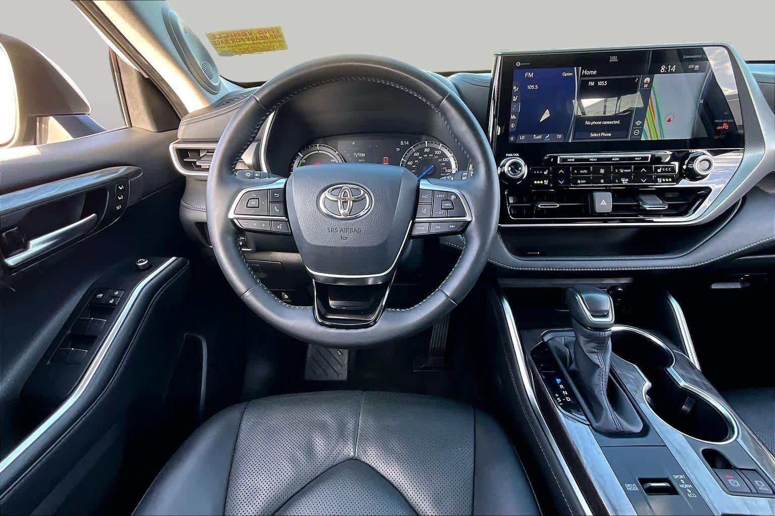 Used 2020 Toyota Highlander Platinum FWD image 6