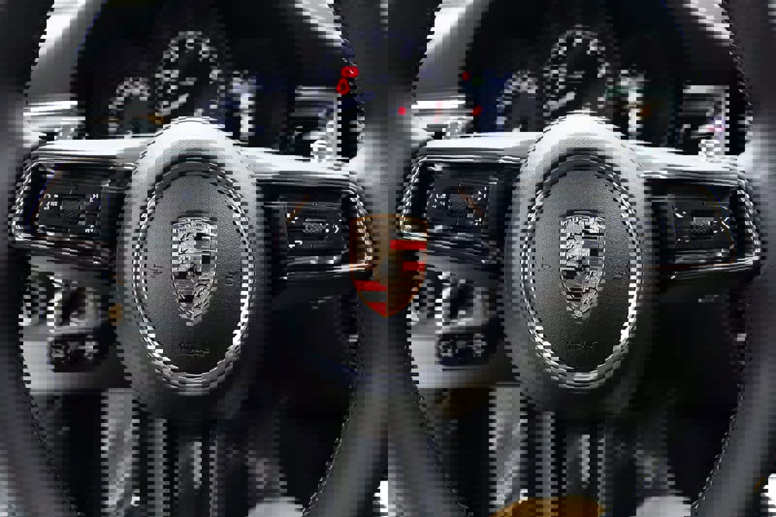 Certified 2026 Porsche Macan image 14