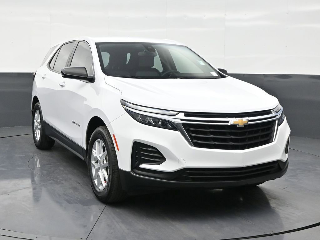 Used 2023 Chevrolet Equinox LS image 7