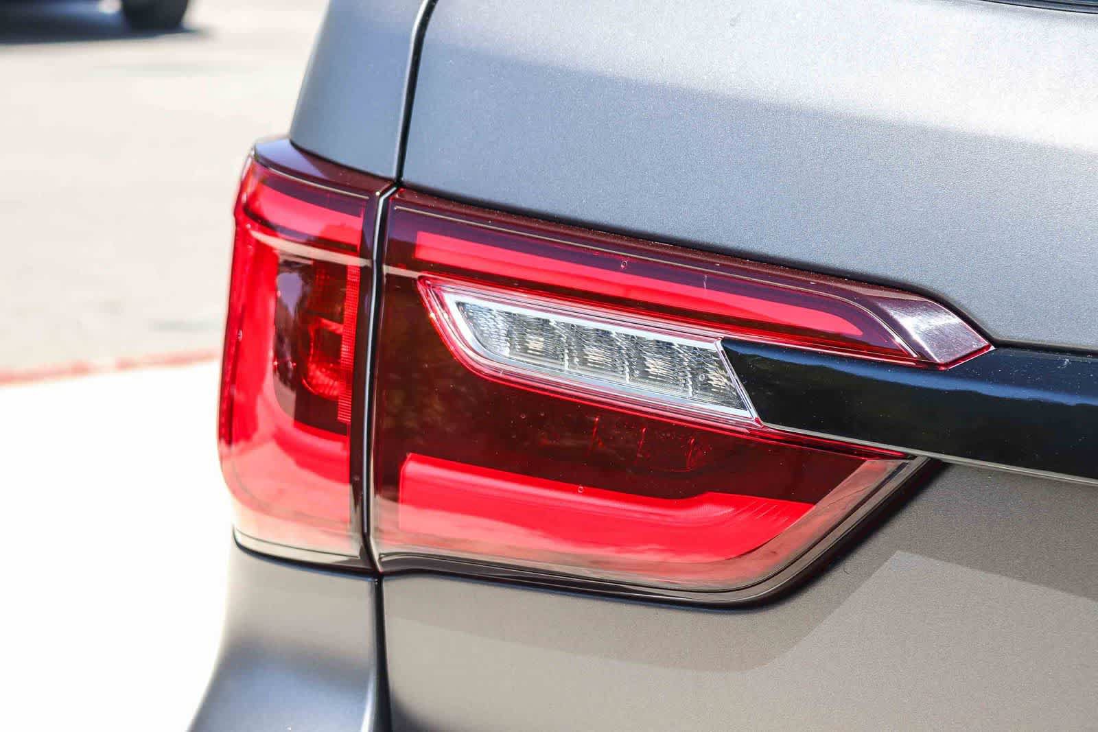 Used 2018 INFINITI QX80 2WD image 7