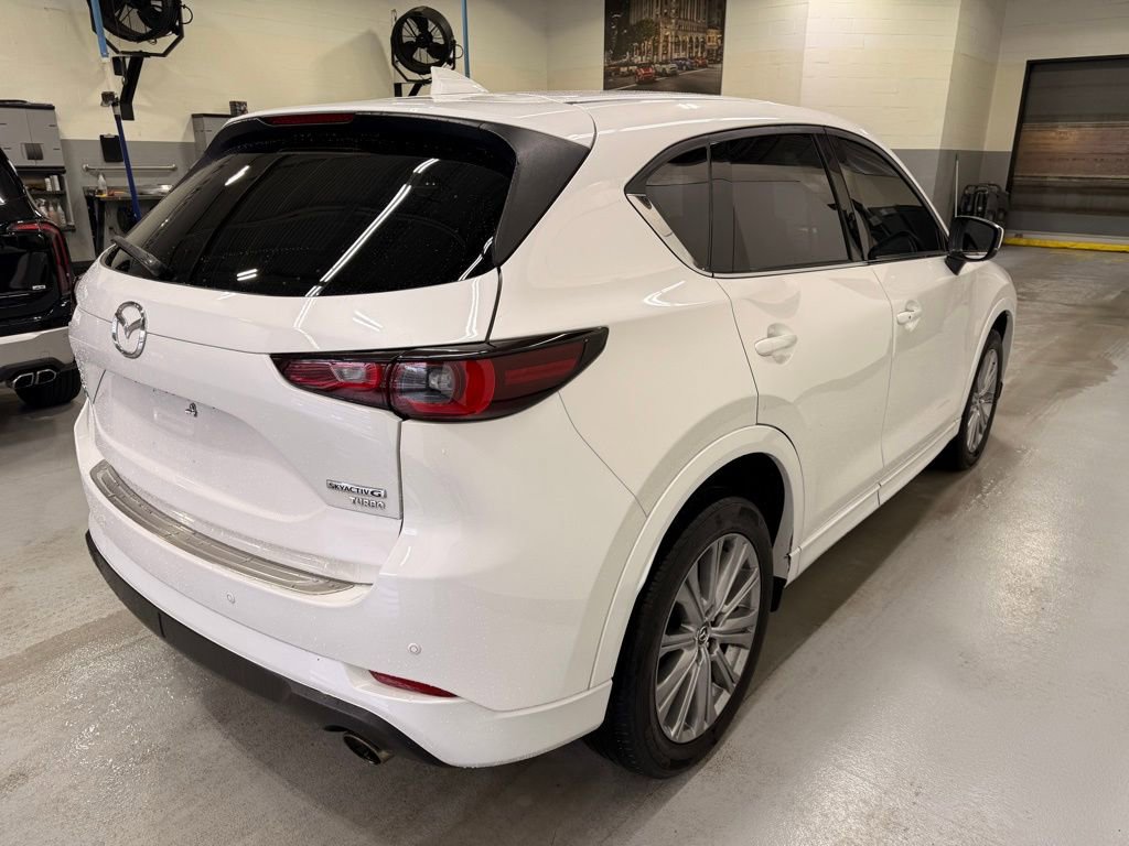 Used 2023 MAZDA CX-5 Signature AWD/4WD image 6