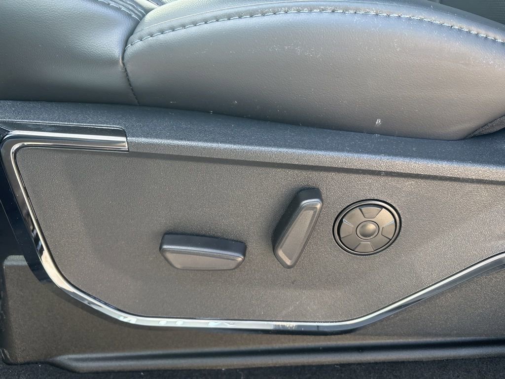 New 2026 Ford F250 Platinum image 16