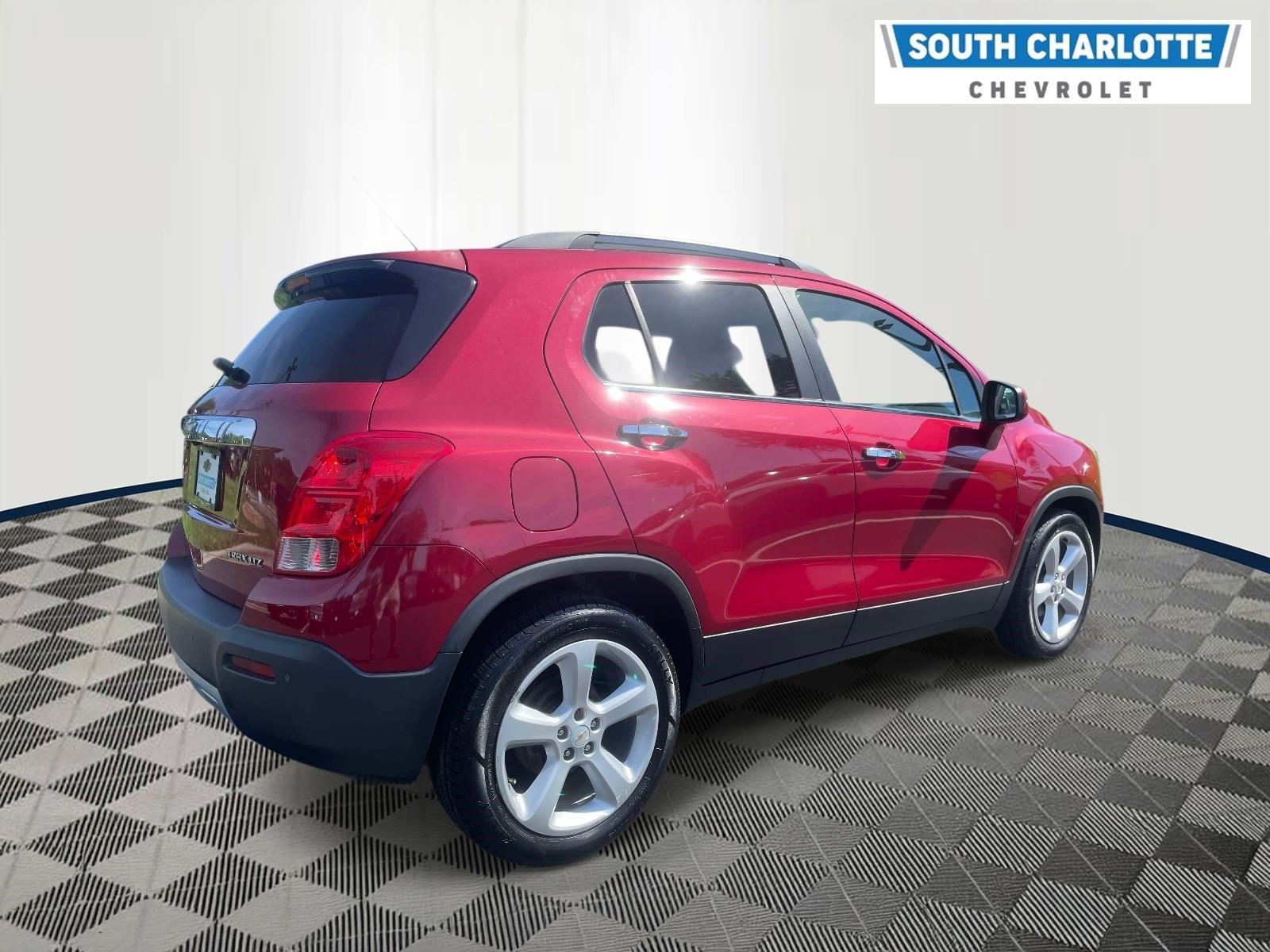 Used 2015 Chevrolet Trax LTZ FWD image 4